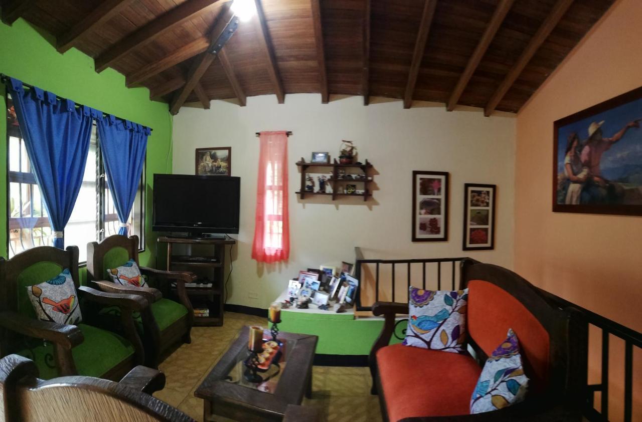 Mi Jardin Encantado Villa ภายนอก รูปภาพ